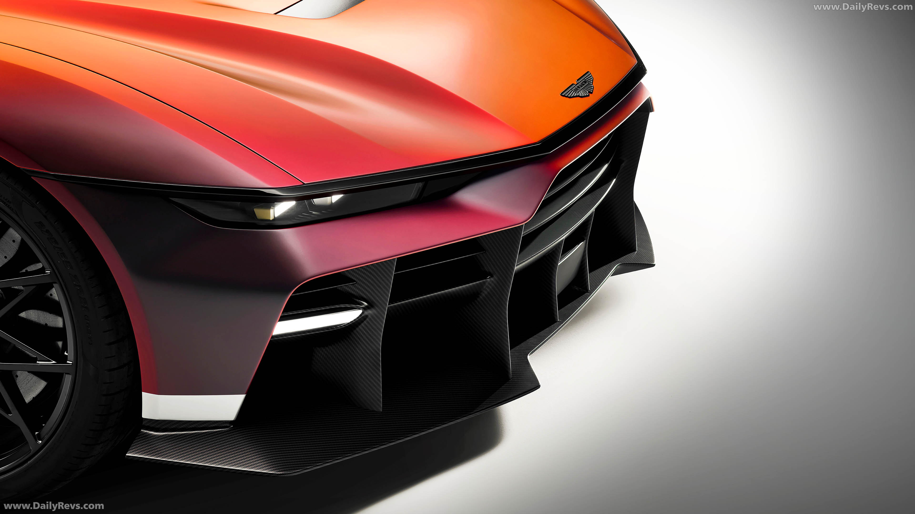2028 Aston Martin Valen Exterior
